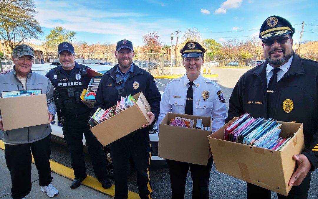 FOP 30 Donates to Camden County Pop-up Library